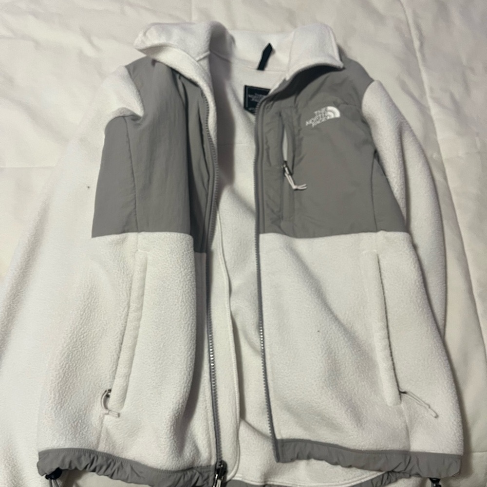North face jacket size medium